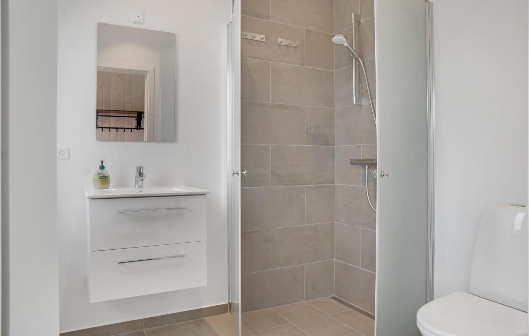 Lovely Home In Vaeggerlose With Kitchen Bøtø By Εξωτερικό φωτογραφία