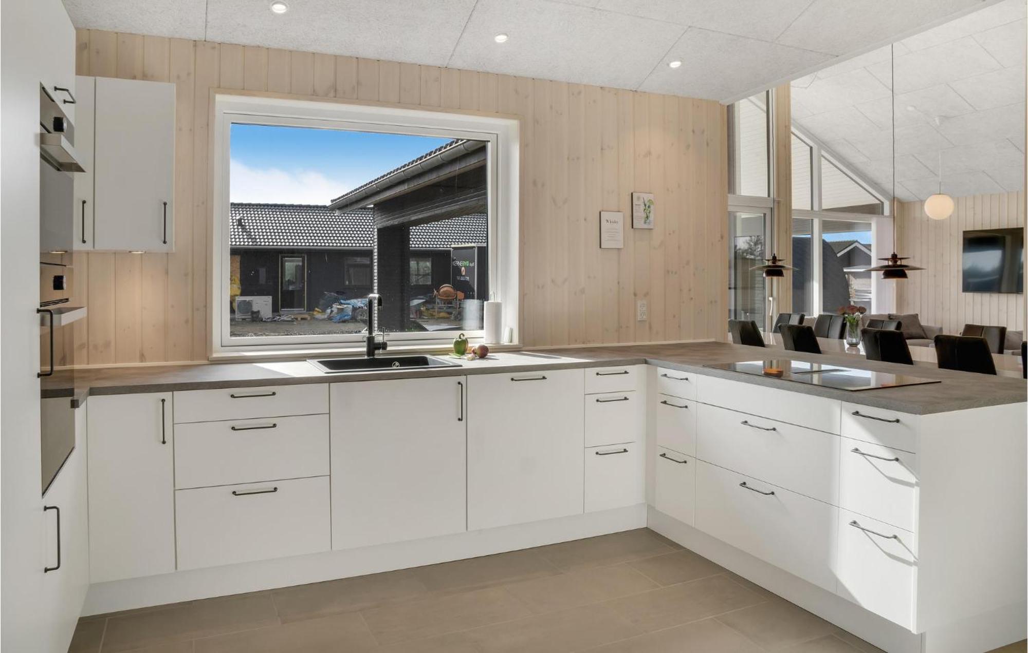Lovely Home In Vaeggerlose With Kitchen Bøtø By Εξωτερικό φωτογραφία