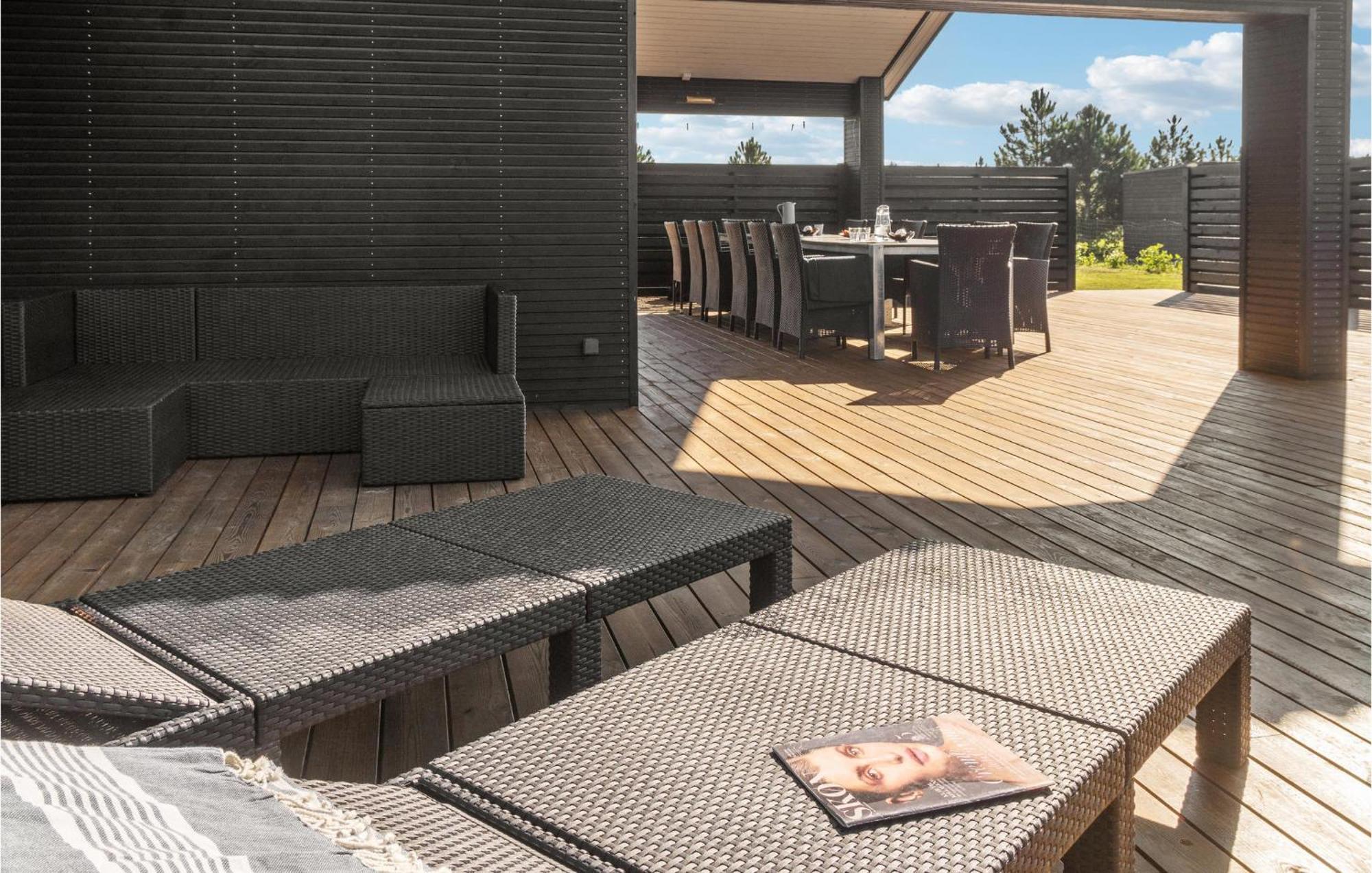 Lovely Home In Vaeggerlose With Kitchen Bøtø By Εξωτερικό φωτογραφία