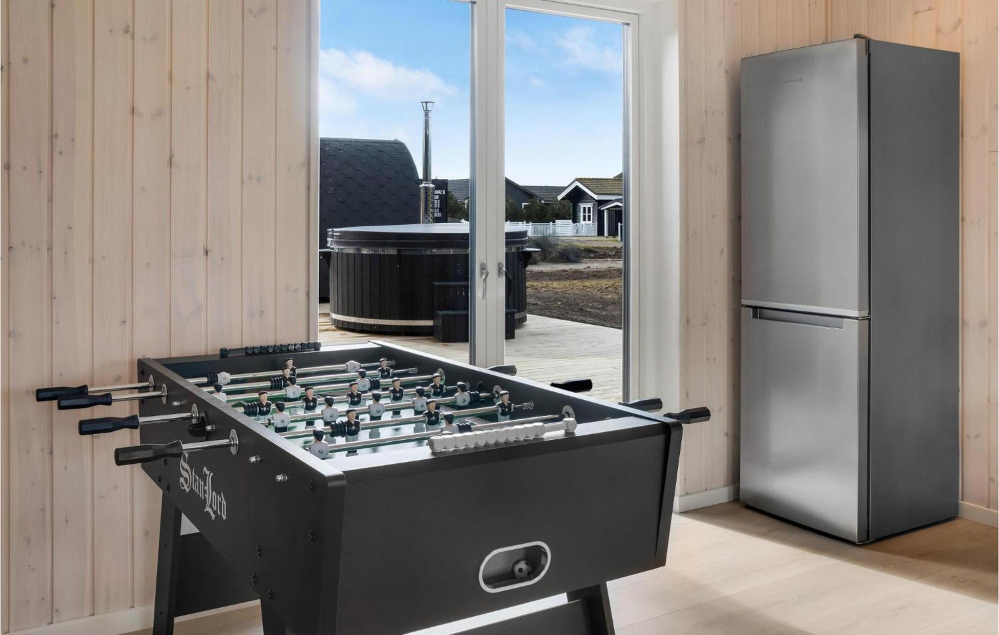 Lovely Home In Vaeggerlose With Kitchen Bøtø By Εξωτερικό φωτογραφία