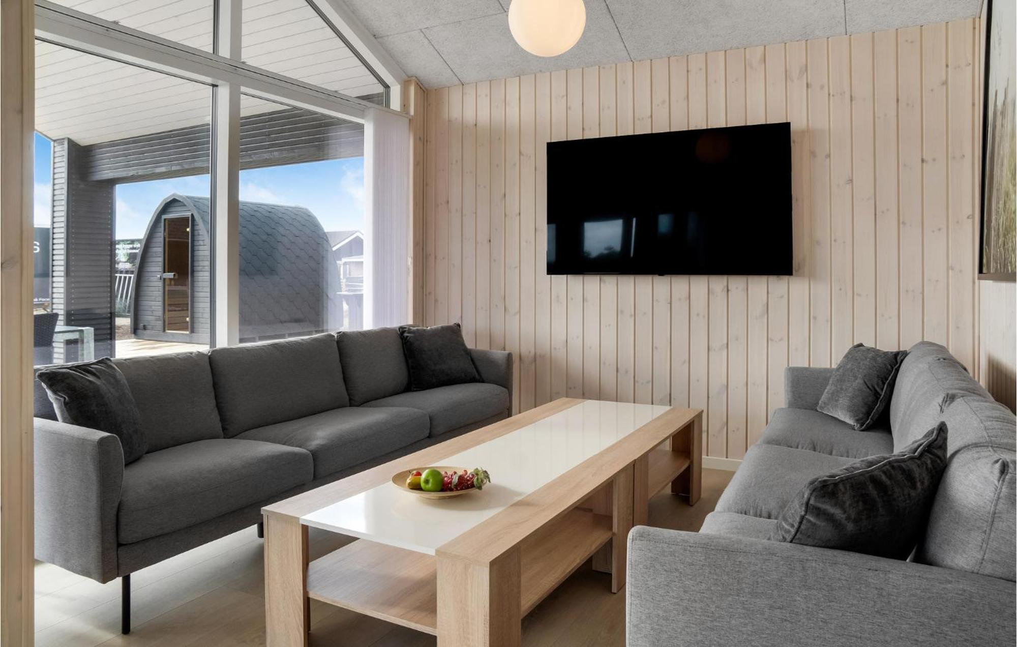 Lovely Home In Vaeggerlose With Kitchen Bøtø By Εξωτερικό φωτογραφία